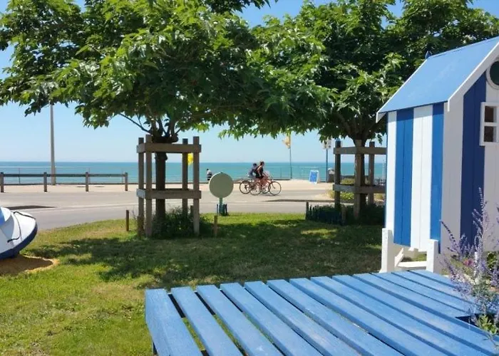 6 Personnes A 250 M De La Saint-Hilaire-de-Riez